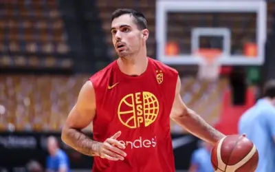 Alberto Abalde, baja confirmada para el EuroBasket 2025 por lesión Alberto Abalde