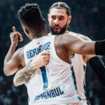 Anadolu Efes gana en el Pireo con un final emocionante 78-82 Anadolu