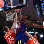 Barça gana a Valencia Basket en el Palau Barca VBC