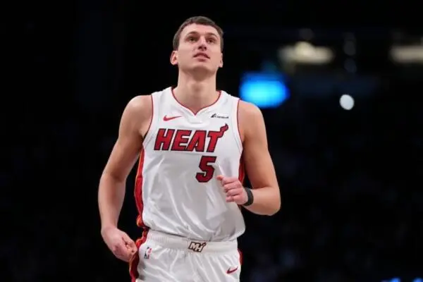 Nikola Jovic renueva por cuatro años con Miami Heat Nikola Jovic