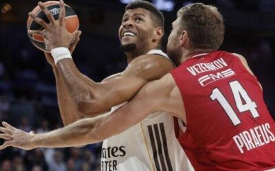 El Real Madrid se levanta y vence a Olympiacos 89-77 Tavares Vezenkov