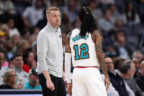 Ja Morant y su entrenador discuten en el vestuario Ja Morant Tuomas Iisalo