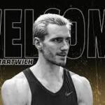 BBL experimentado pivot alemán para los leones Phillip Hartwich