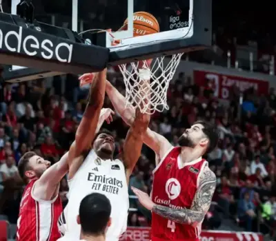 Real Madrid consigue su primera victoria como visitante en Zaragoza Tavares Real Madrid