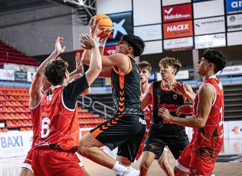 Baxi Manresa sub-22 pierde triunfo en casa frente a Valencia 87-89 Valencia Basket U22