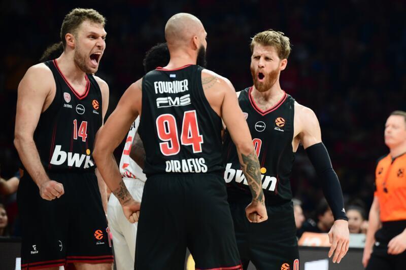 Thomas Walkup destaca mientras Olympiacos frena a Hapoel Walkup