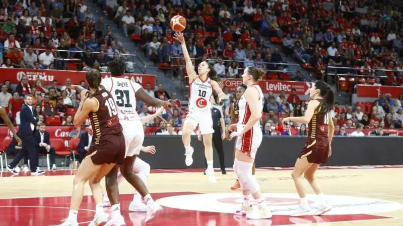 Reyer Venezia vs Casademont Zaragoza: clave para la victoria en Venecia reyer casademont zaragoza