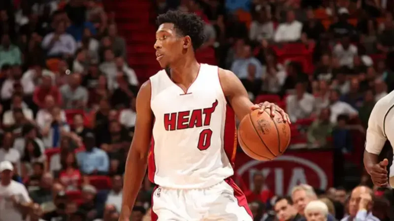 Josh Richardson aporta su experiencia NBA al Casademont Zaragoza Josh Richardson