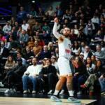 Monaco gana a Paris en el derbi francés y logra sexta victoria Mike James