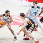 Hunt asalta su antigua casa y el Joventut mantiene su invicto Cameron Hunt