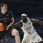 Real Madrid refuerza liderazgo tras vencer al colista Granada Real Madrid Coviran