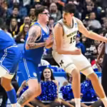 Exhibición de Aday Mara y el equipo de Michigan Aday Mara