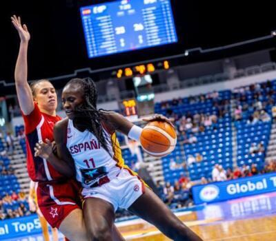 España cae ante EE.UU. llena de estrellas WNBA tras hacer deberes Awa Fam