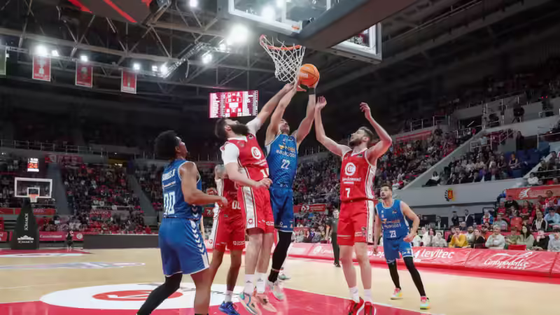 Victoria del Casademont 108-98 ante San Pablo Burgos en duelo clave Casademont Burgos