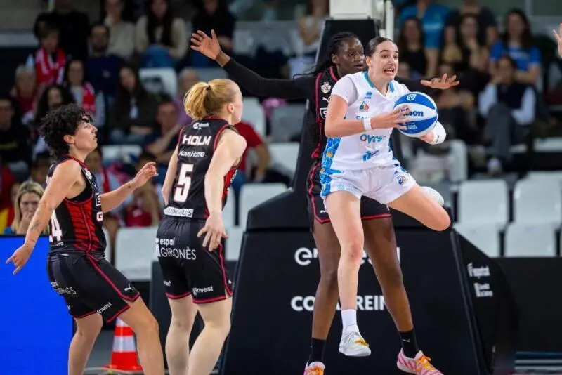 El Perfumerías Avenida derrota al Spar Girona y sueña en grande Ylana Martin 1