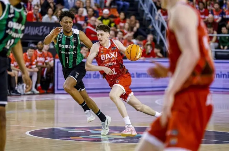 Bassas provoca el jubilo en Manresa tras el derbi 87-77 BAXI Joventut