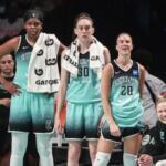 Renovaciones de Breanna Stewart, Jonquel Jones y Sabrina Ionescu con las Liberty Breanna Stewart Jonquel Jones and Sabrina Ionescu