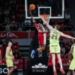 Robinson impulsa a Casademont Zaragoza frente a Hiopos Lleida Casademont Hiopos