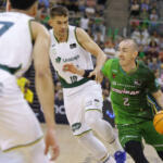 Coviran Granada gana el derbi andaluz y mantiene la fe (83-71) Coviran Unicaja