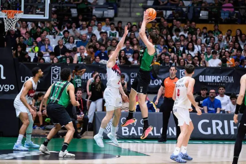 Ruzic destaca en la victoria del Verdinegro sobre Baskonia 81-69 Rucic