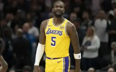 Lakers traspasan a Deandre Ayton a Wizards en movimiento clave Deandre Ayton