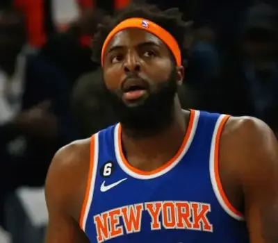 Mitchell Robinson se une a los Boston Celtics para reforzar la pintura Mitchell Robinson