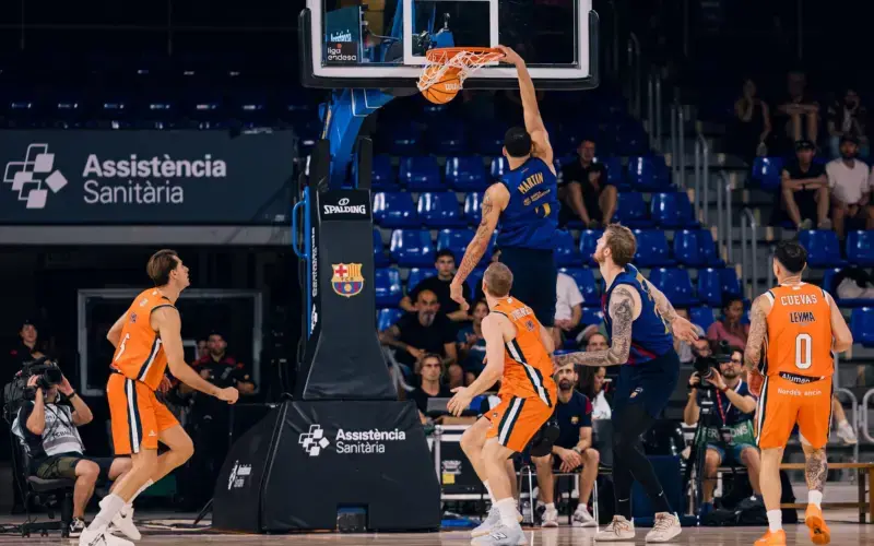 Balcerowski lidera al Palau en el estreno de la Liga Endesa Barça Leyma Coruña