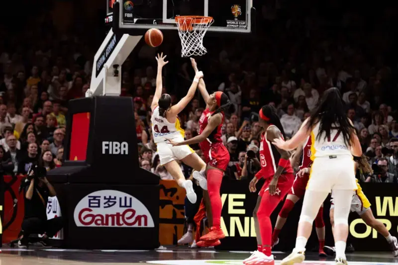 España se queda sin final del Mundial en 66-76: Una historia para enmarcar Iyana Martin con USA
